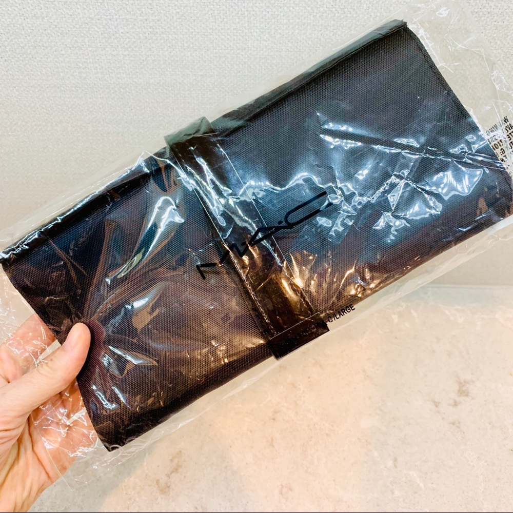 🔥 MAC Brush Roll Large Makeup Cosmetic Bag